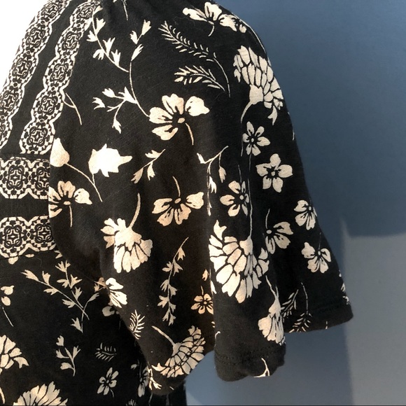 Lucky Brand flowered black and white blouse - Picture 3 of 6